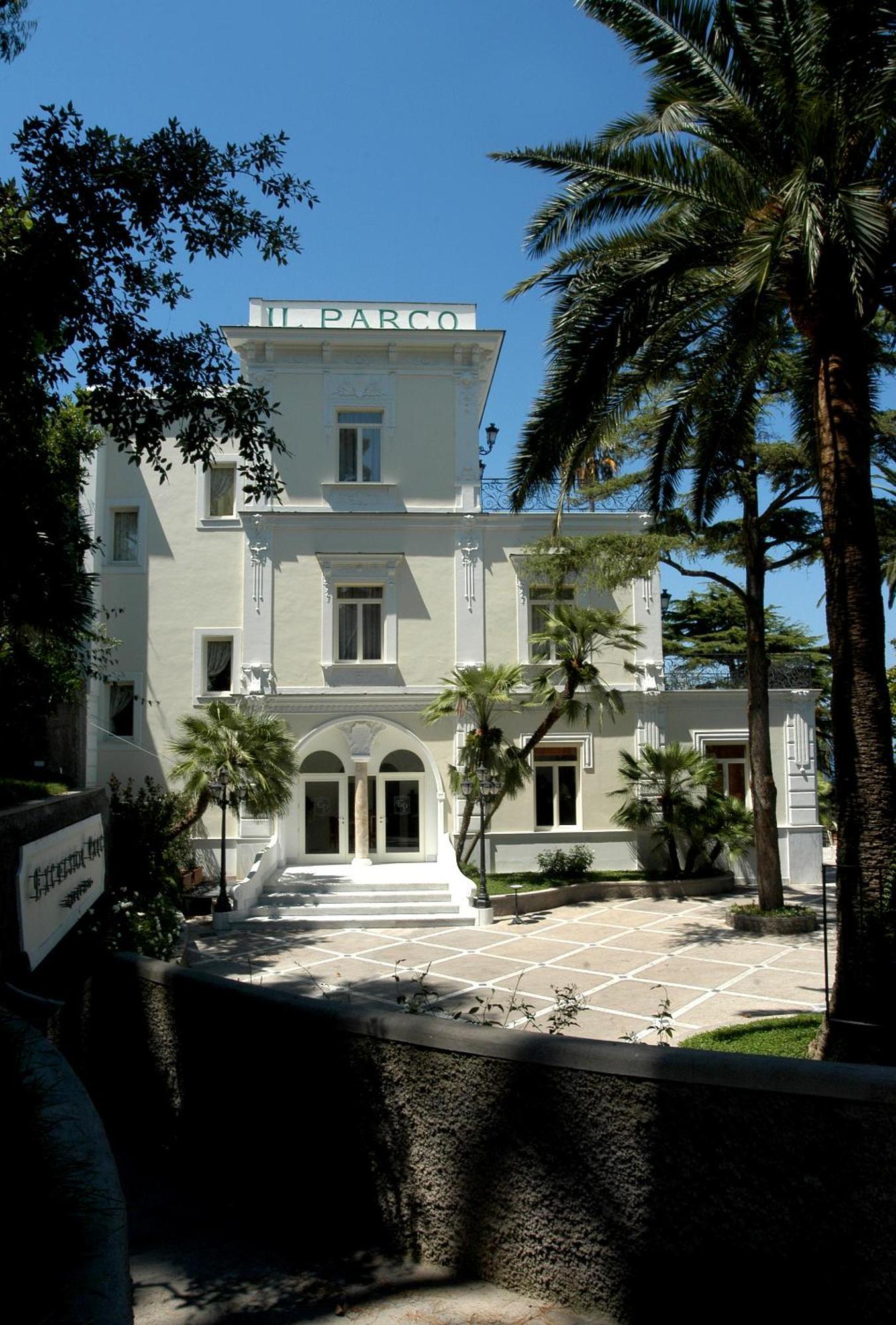 Luxury Villa Excelsior Parco Капри Екстериор снимка