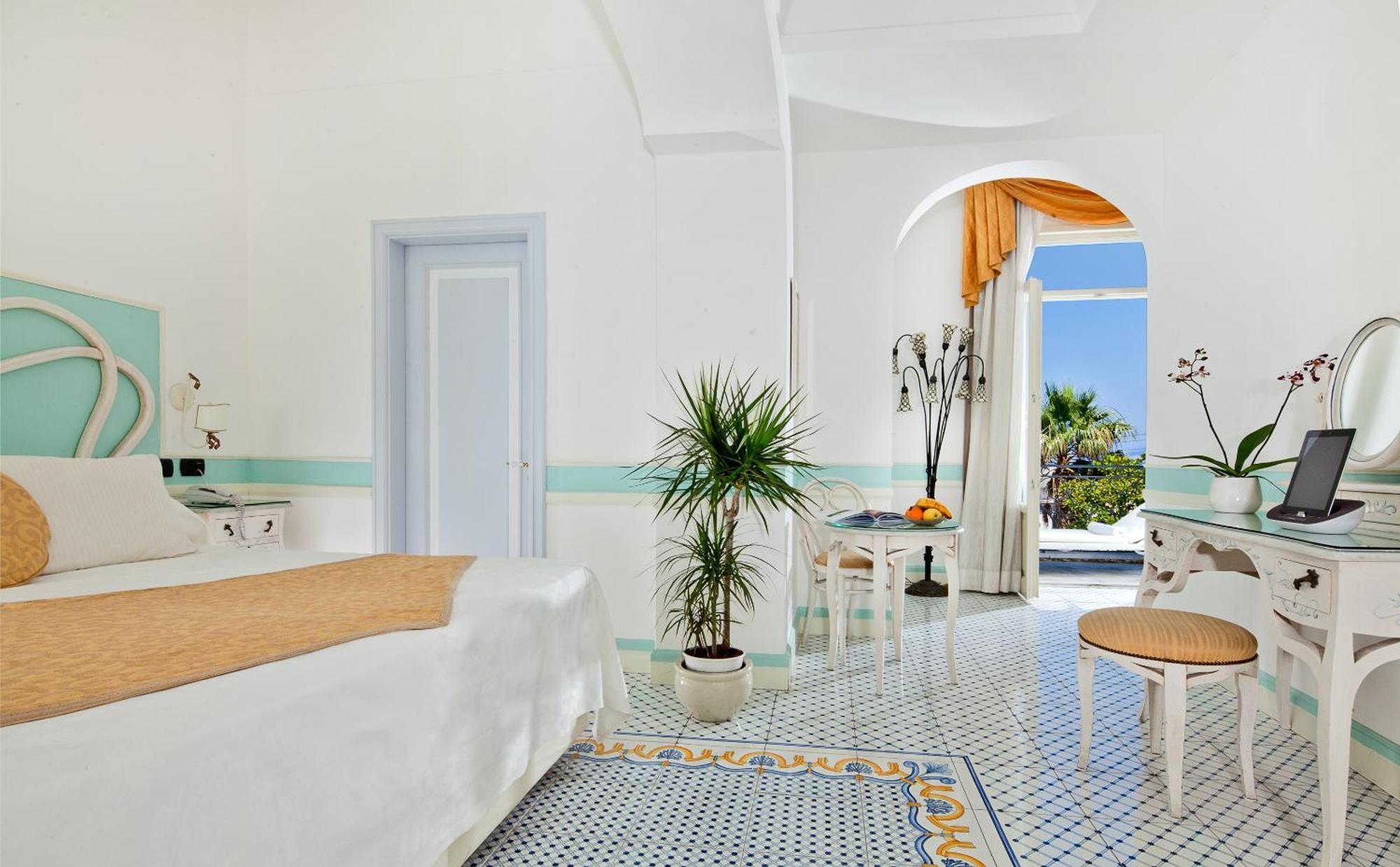 Luxury Villa Excelsior Parco Капри Екстериор снимка